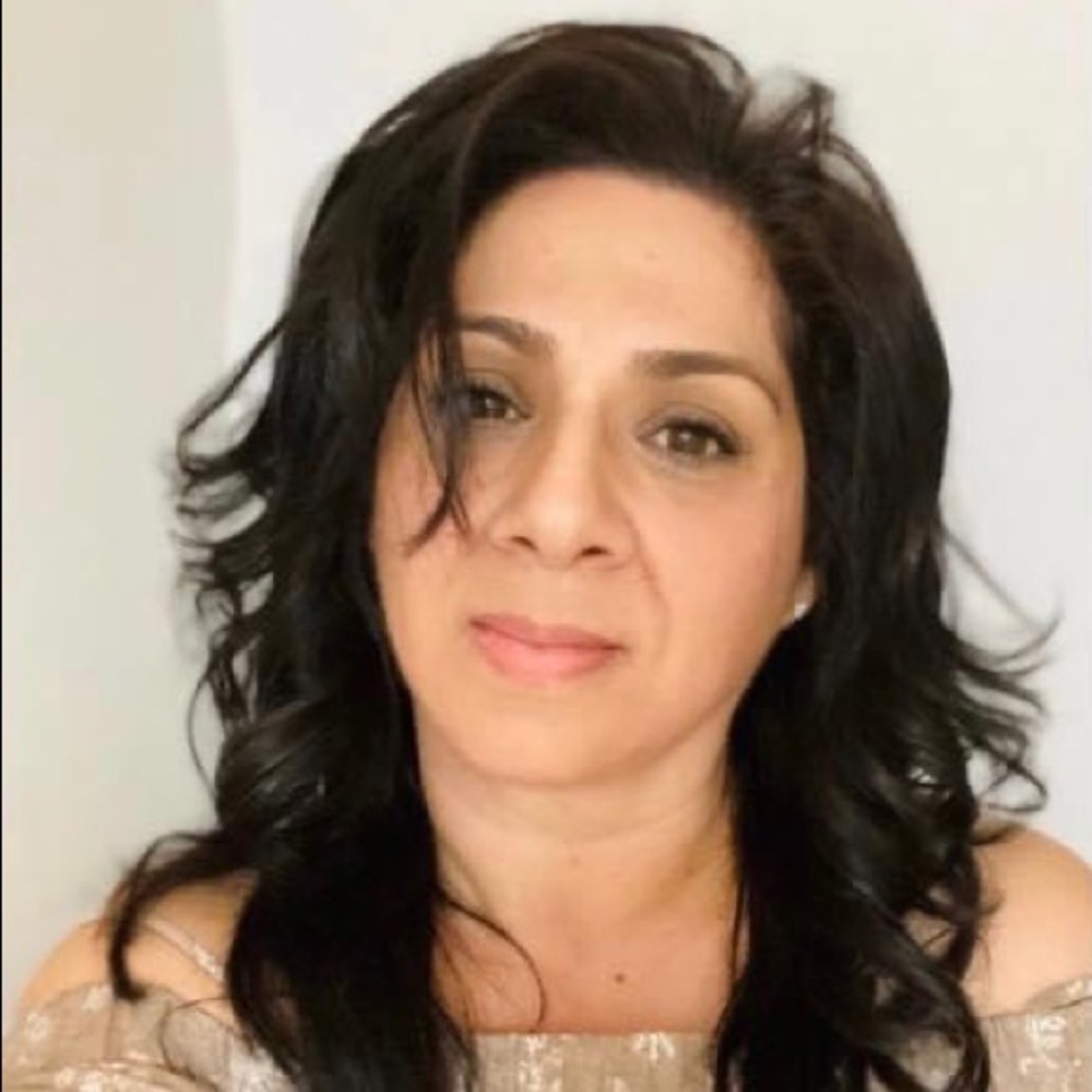 Meet your Posher, Evelin